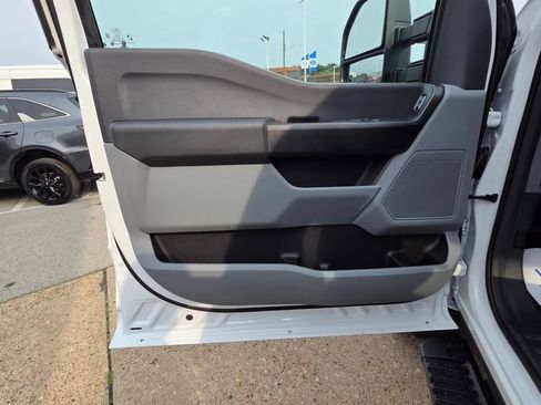 New 2026 Ford F550 4x4 Regular Cab Super Duty w/ XL Chrome Package image 14
