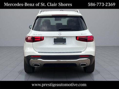 Certified 2026 Mercedes-Benz GLB 250 4MATIC image 5