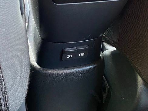 Used 2025 Nissan Kicks Play S FWD image 25