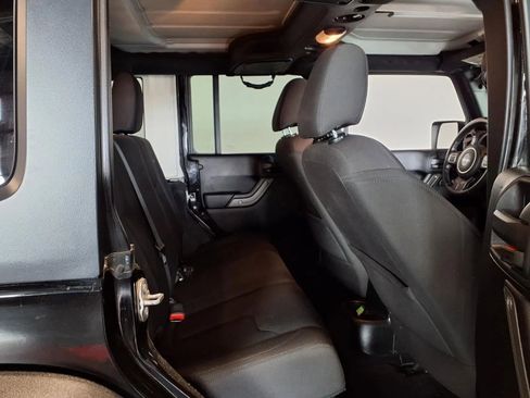 Used 2016 Jeep Wrangler Unlimited Sport w/ Quick Order Package 24S image 9