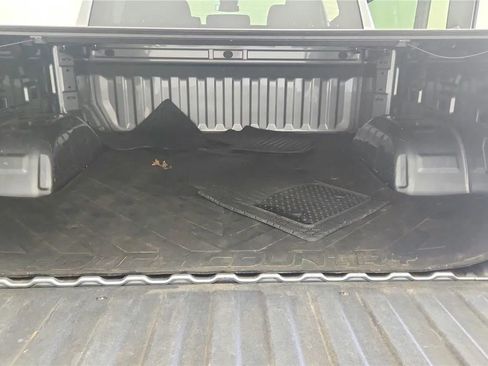 Used 2023 Chevrolet Silverado 1500 LT image 19