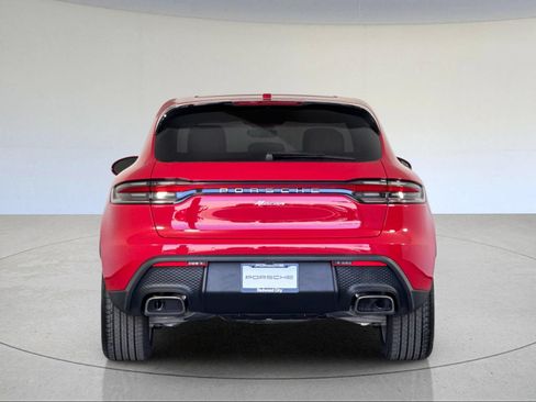 Certified 2026 Porsche Macan AWD/4WD image 7