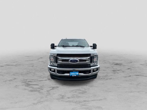 Used 2019 Ford F350 XLT w/ XLT Value Package image 3