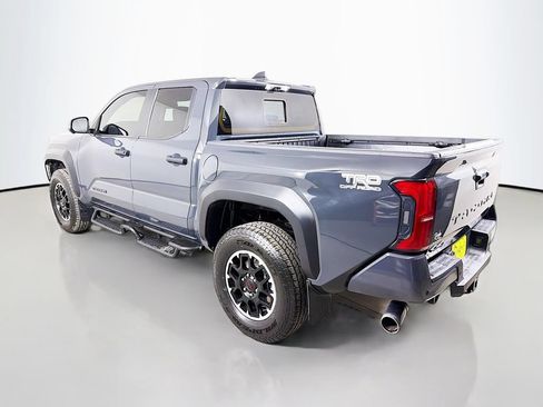 Used 2024 Toyota Tacoma TRD Off-Road w/ TRD Off Road Premium Package AWD/4WD image 8