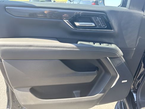 New 2026 GMC Yukon XL Elevation AWD/4WD image 25