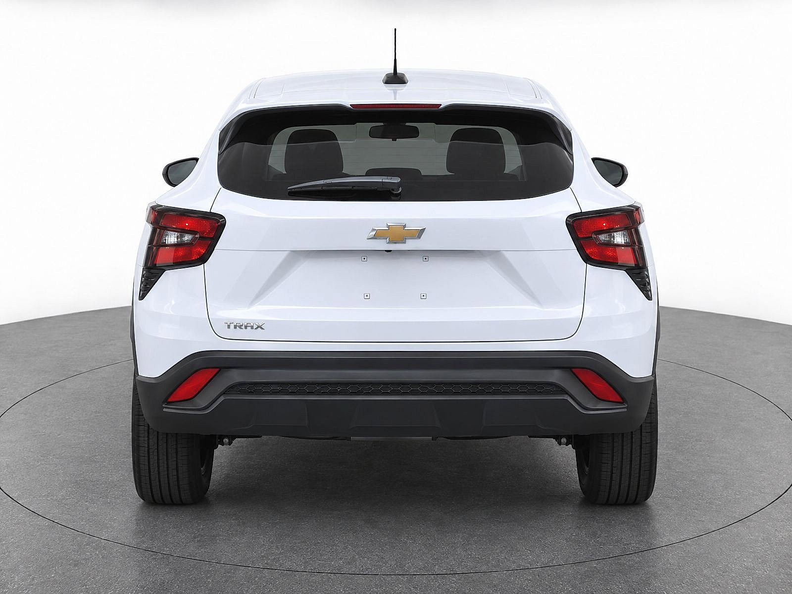 Used 2024 Chevrolet Trax LS w/ LS Convenience Package FWD image 7