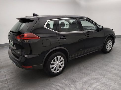 Used 2019 Nissan Rogue S AWD/4WD image 10