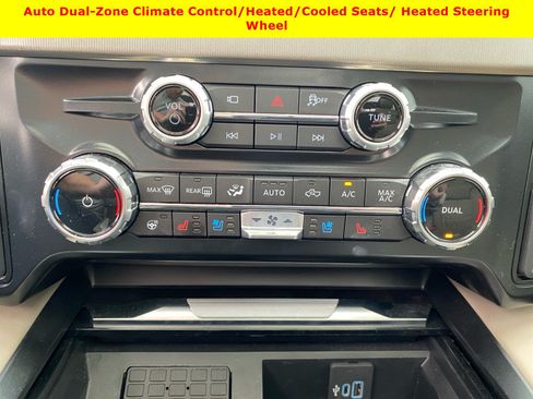 Used 2025 Ford F450 Platinum w/ Platinum Plus Package AWD/4WD image 27