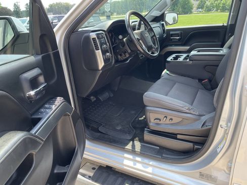 Used 2018 Chevrolet Silverado 1500 LT w/ All Star Edition image 5