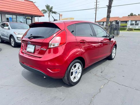 Used 2016 Ford Fiesta SE FWD image 6