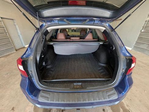Used 2017 Subaru Outback 3.6R Touring AWD/4WD image 25