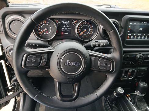 Used 2022 Jeep Wrangler Sport AWD/4WD image 57
