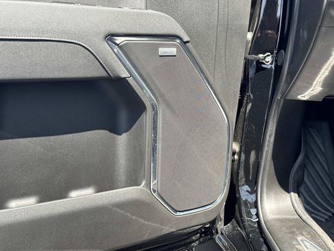 Used 2026 Chevrolet Silverado 1500 LT Trail Boss w/ LT Trail Boss Premium Package AWD/4WD image 21