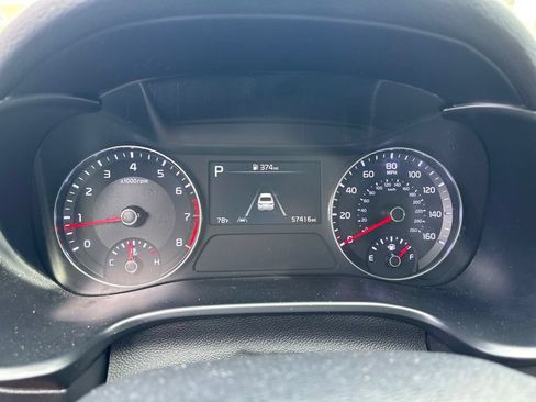 Used 2024 Kia Forte LXS FWD image 9