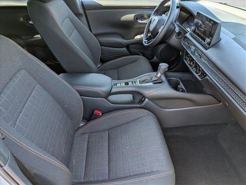 Used 2025 Honda HR-V Sport image 19