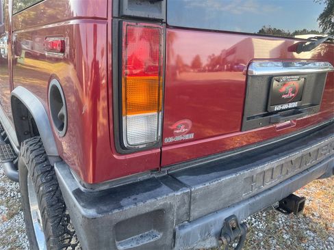 Used 2003 HUMMER H2 Sport Utility w/ Preferred Equipment Group image 42