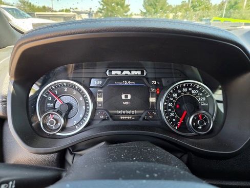 Used 2024 RAM 1500 Laramie AWD/4WD image 4
