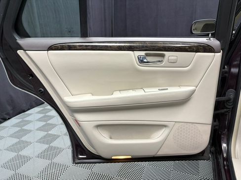 Used 2008 Cadillac DTS FWD image 25