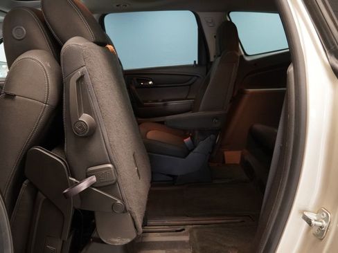 Used 2013 Chevrolet Traverse LT w/ All-Star Edition image 28