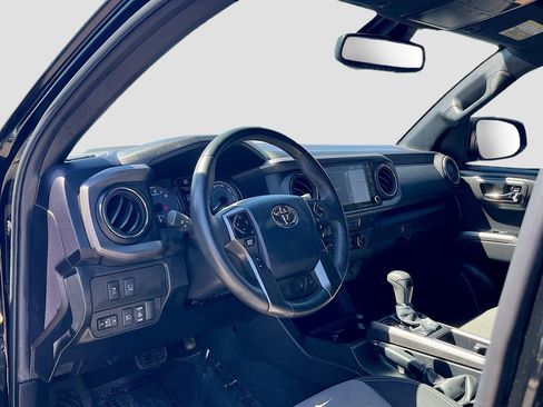 Used 2023 Toyota Tacoma TRD Sport w/ Advanced Technology Package AWD/4WD image 9