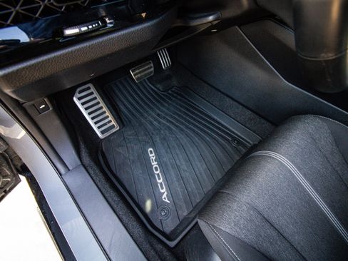 Used 2023 Honda Accord Sport image 17