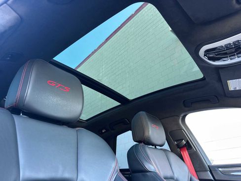 Certified 2023 Porsche Macan GTS image 17