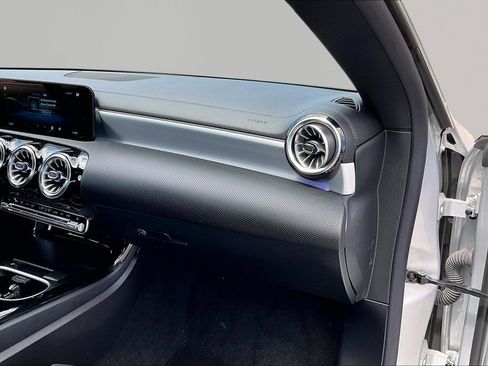 Used 2023 Mercedes-Benz CLA 250 image 18