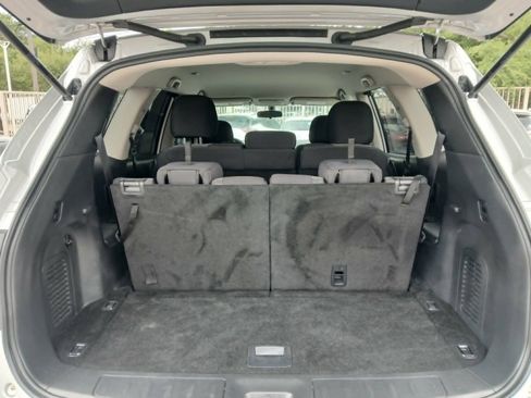 Used 2018 Nissan Pathfinder S FWD image 16