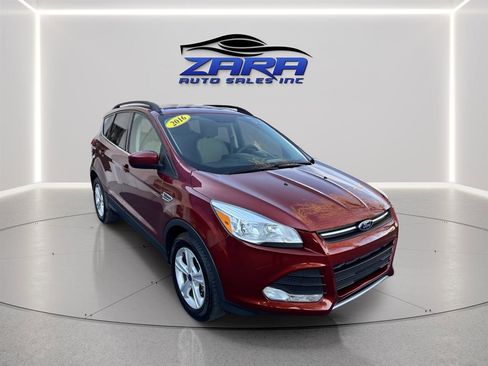 Used 2016 Ford Escape SE w/ Equipment Group 201A AWD/4WD image 8