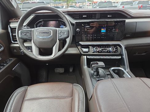 Used 2024 GMC Sierra 1500 Denali w/ Denali Reserve Package image 11