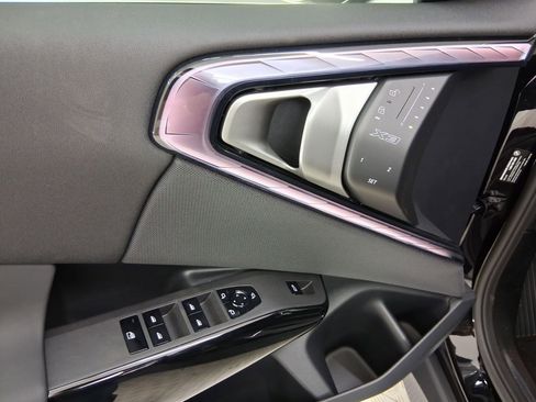 New 2026 BMW X3 xDrive30 image 12