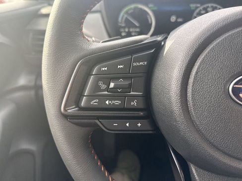 New 2026 Subaru Crosstrek 2.5i Limited w/ Crosstrek Mirror Package image 18