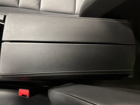 Used 2024 Nissan Rogue SV w/ SV Premium Package AWD/4WD image 19