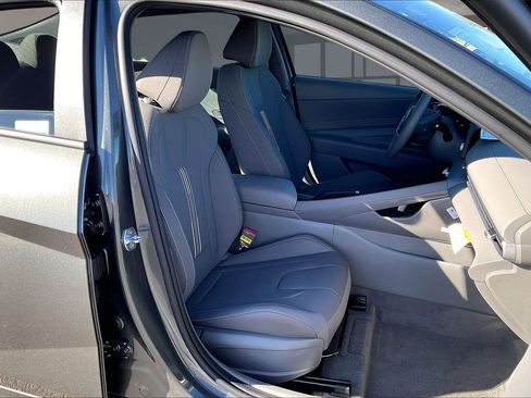 New 2026 Hyundai Elantra Sport image 11