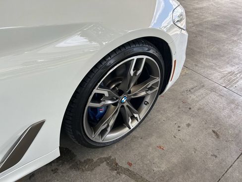Used 2019 BMW M550i xDrive w/ Dynamic Handling Package AWD/4WD image 24