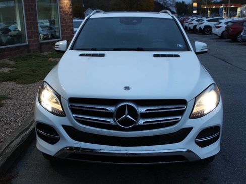 Used 2018 Mercedes-Benz GLE 350 image 4