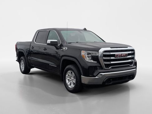 Used 2021 GMC Sierra 1500 SLE image 2