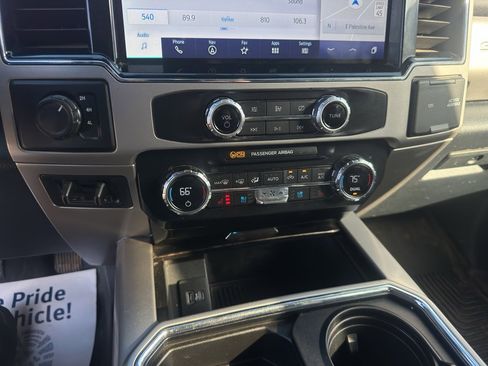 Used 2022 Ford F450 Lariat w/ Lariat Value Package image 17