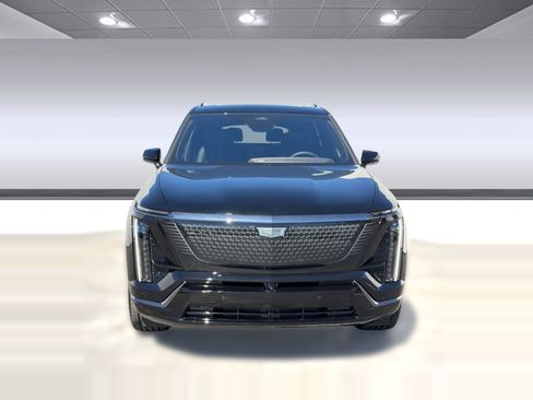 New 2026 Cadillac Vistiq Luxury AWD/4WD image 6