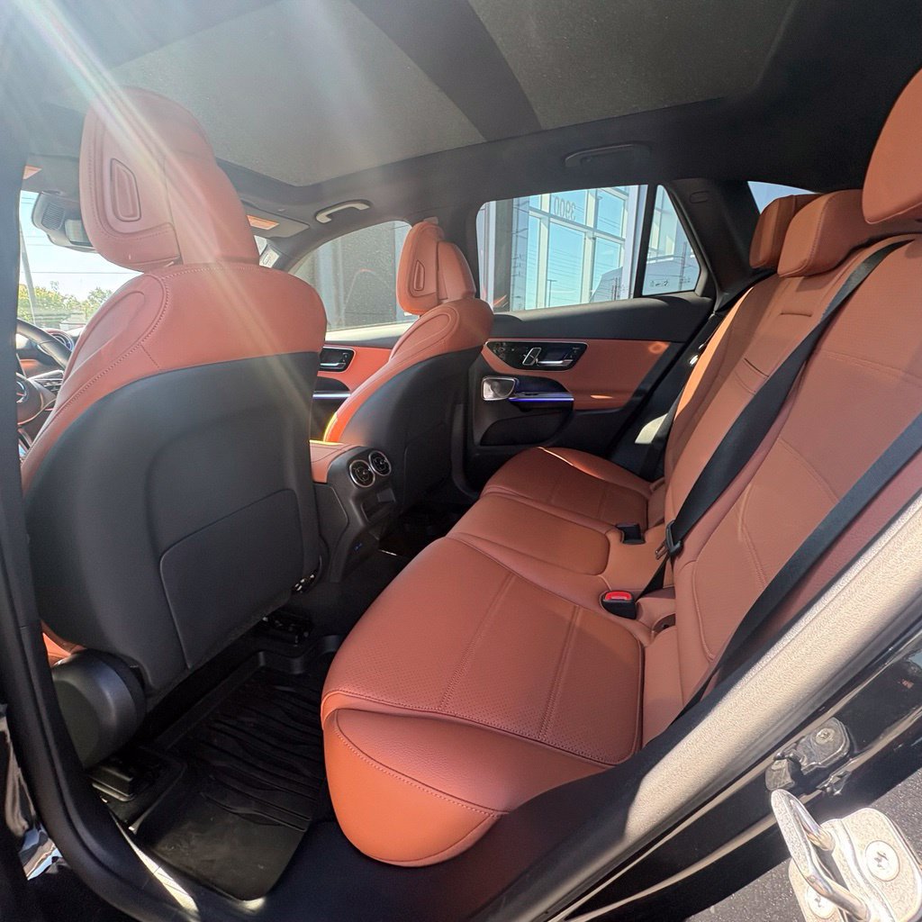 Certified 2026 Mercedes-Benz GLC 300 4MATIC image 9