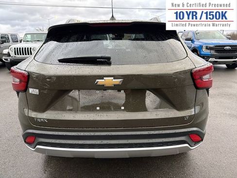Used 2024 Chevrolet Trax LT w/ Driver Confidence Package image 7