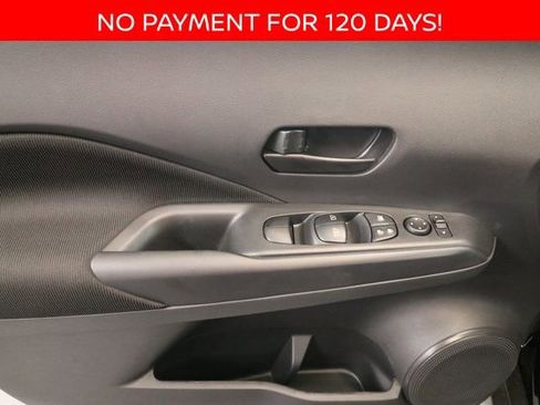 New 2025 Nissan Kicks Play S image 7