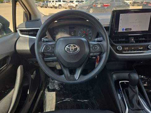 Used 2024 Toyota Corolla LE FWD image 13