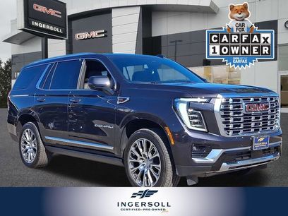 Used 2025 GMC Yukon Denali w/ Sun & Power Step Package