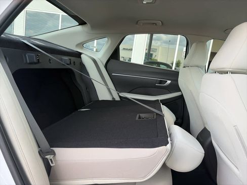 Used 2025 Hyundai Sonata SEL FWD image 16
