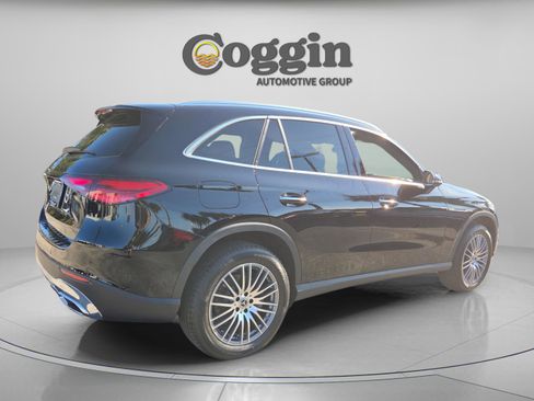 New 2026 Mercedes-Benz GLC 300 image 6