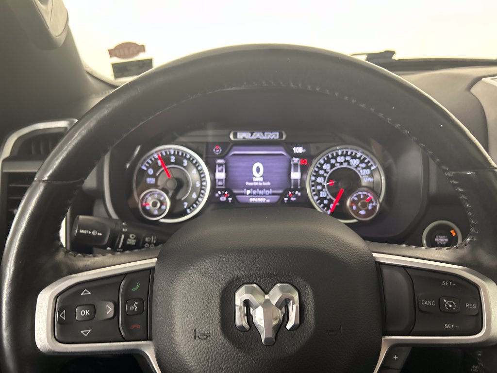 Used 2022 RAM 1500 Big Horn AWD/4WD image 14