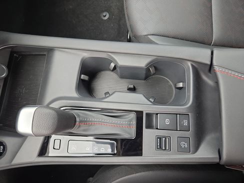 New 2026 Nissan Sentra SR w/ SR Premium Package FWD image 22