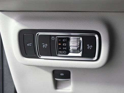 New 2026 Lincoln Nautilus Reserve AWD/4WD image 24