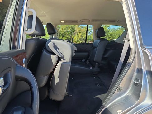 Used 2019 Nissan Armada SV image 12